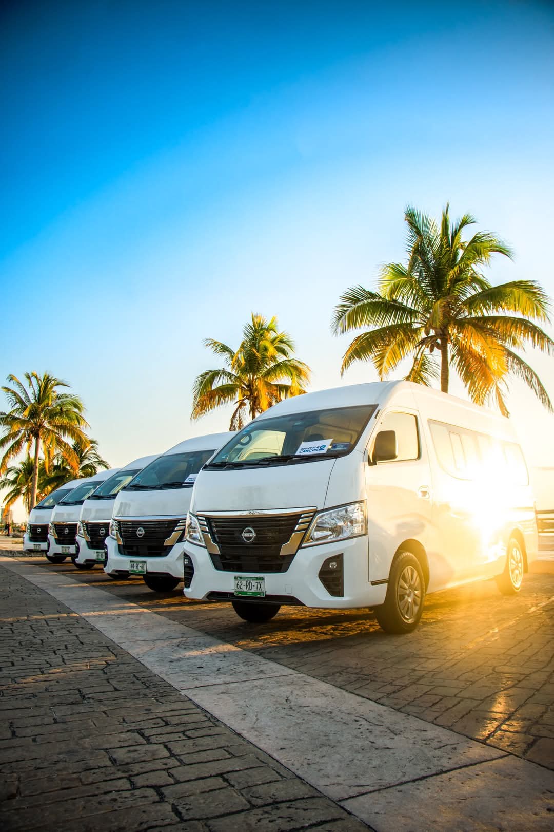 Furgonetas de lujo para transporte aeropuerto SJD