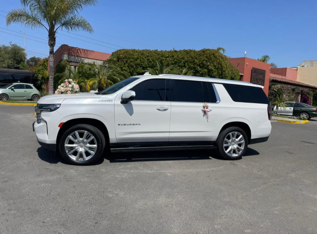 Suburban ejecutiva para traslados privados en Los Cabos